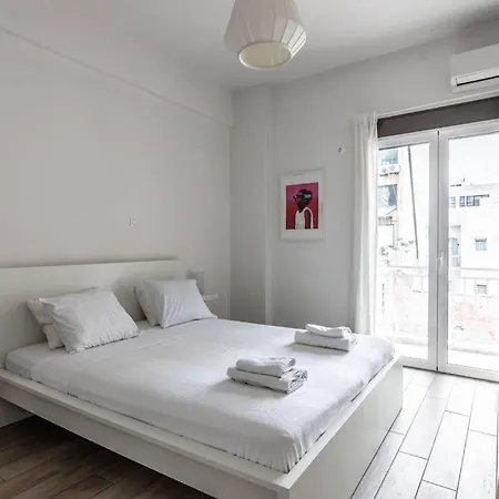 Mariners Friend Apartment Piraeus Exterior photo