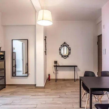 Mariners Friend Apartment Piraeus Exterior photo